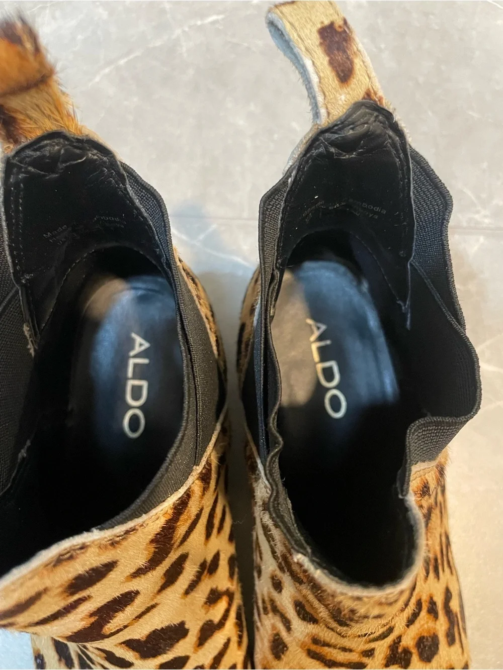 ALDO Leopard Print Hair Texture Chelsea Boots Size 7